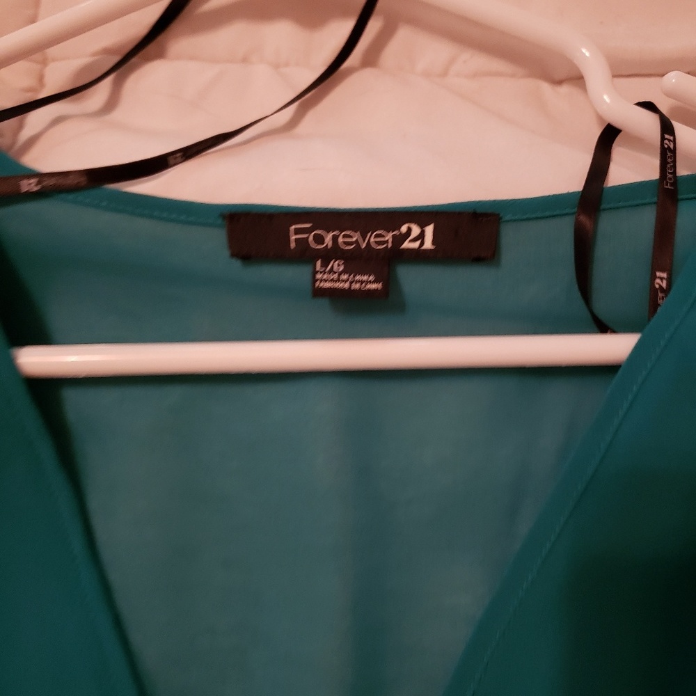Forever 21 short set - Picture 2 of 3